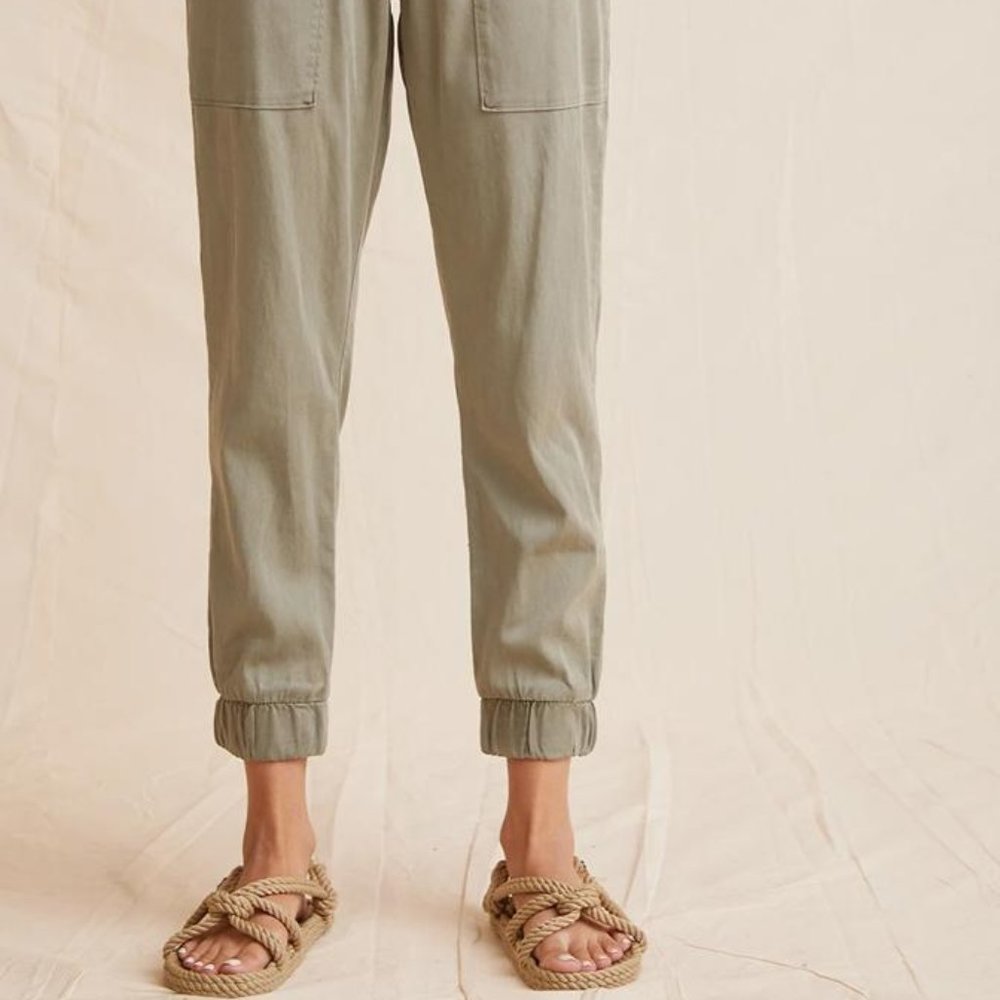 Bella Dahl Olive Green Joggers - Picture 5 of 7